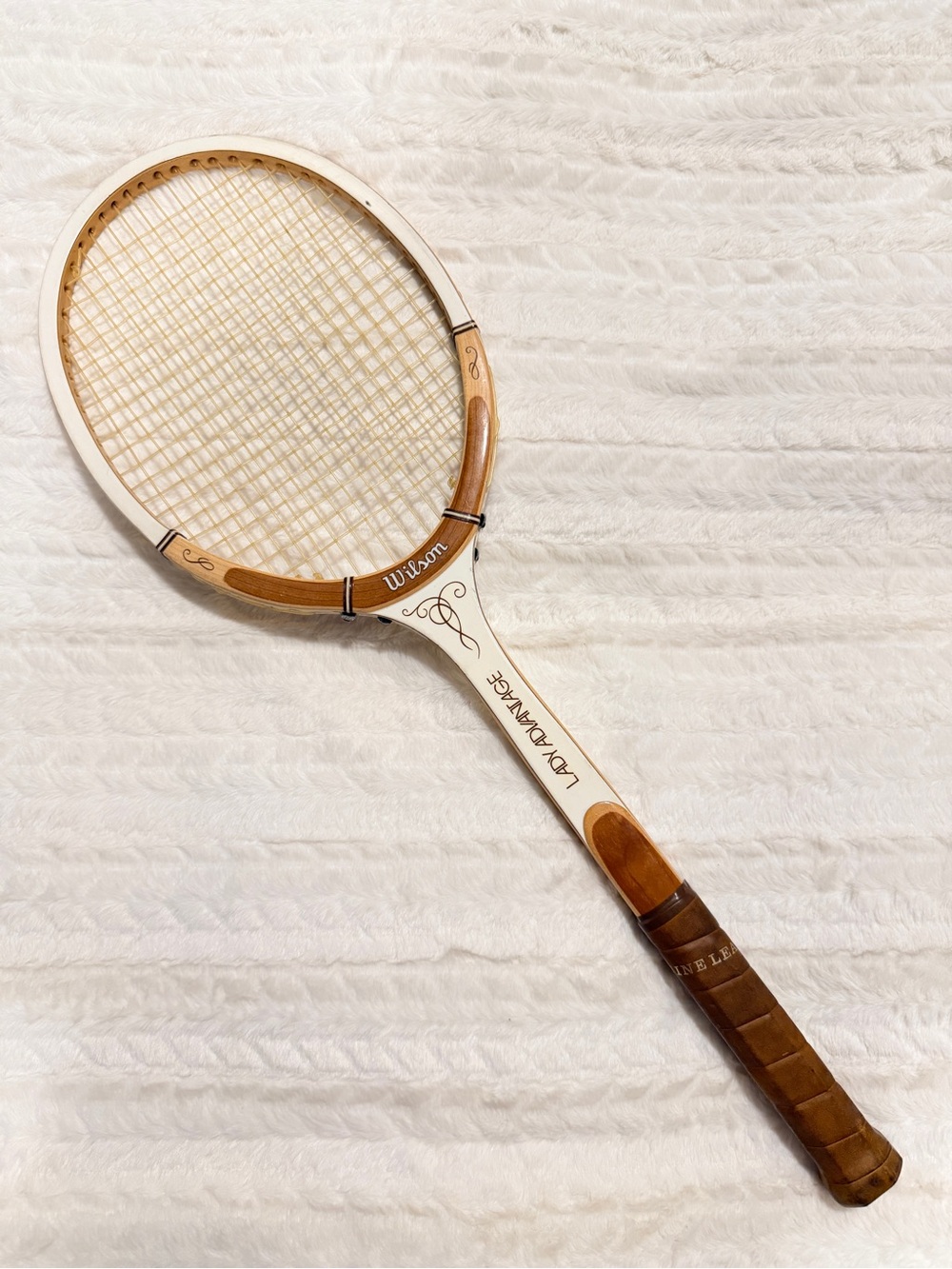 Wilson White and Brown Ladies Vintage Tennis Racket minor scuff